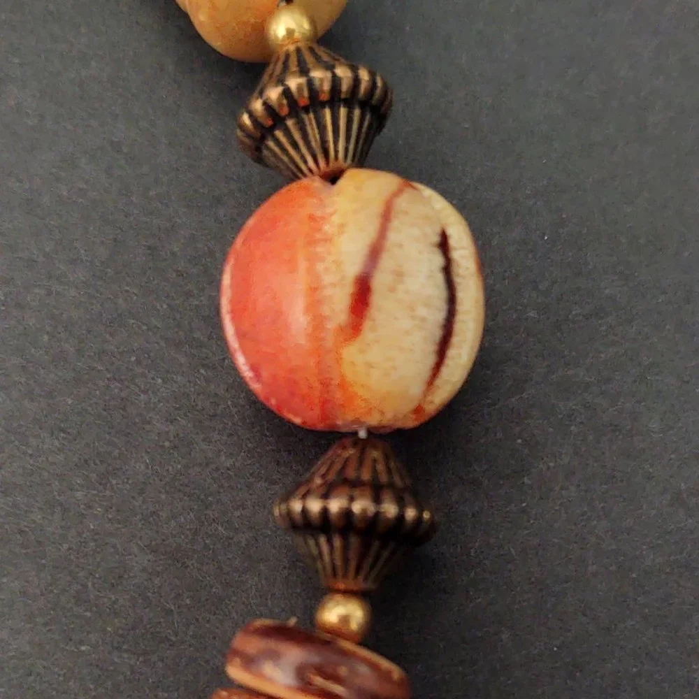 Vintage wood and bead necklace